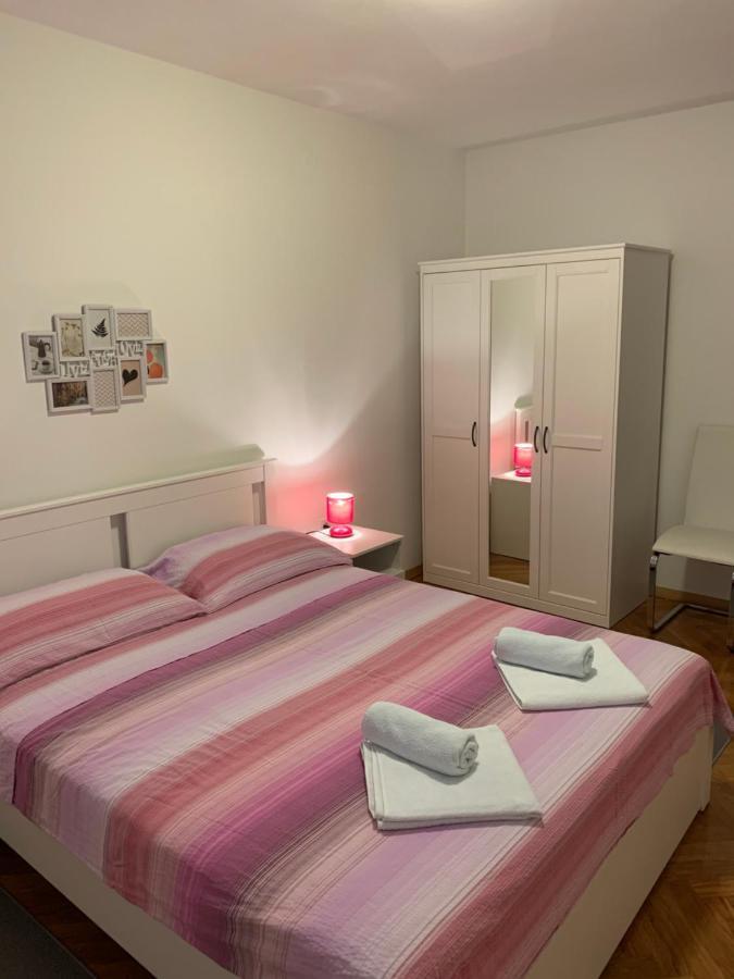 Apartments Toni-Malinska Luaran gambar