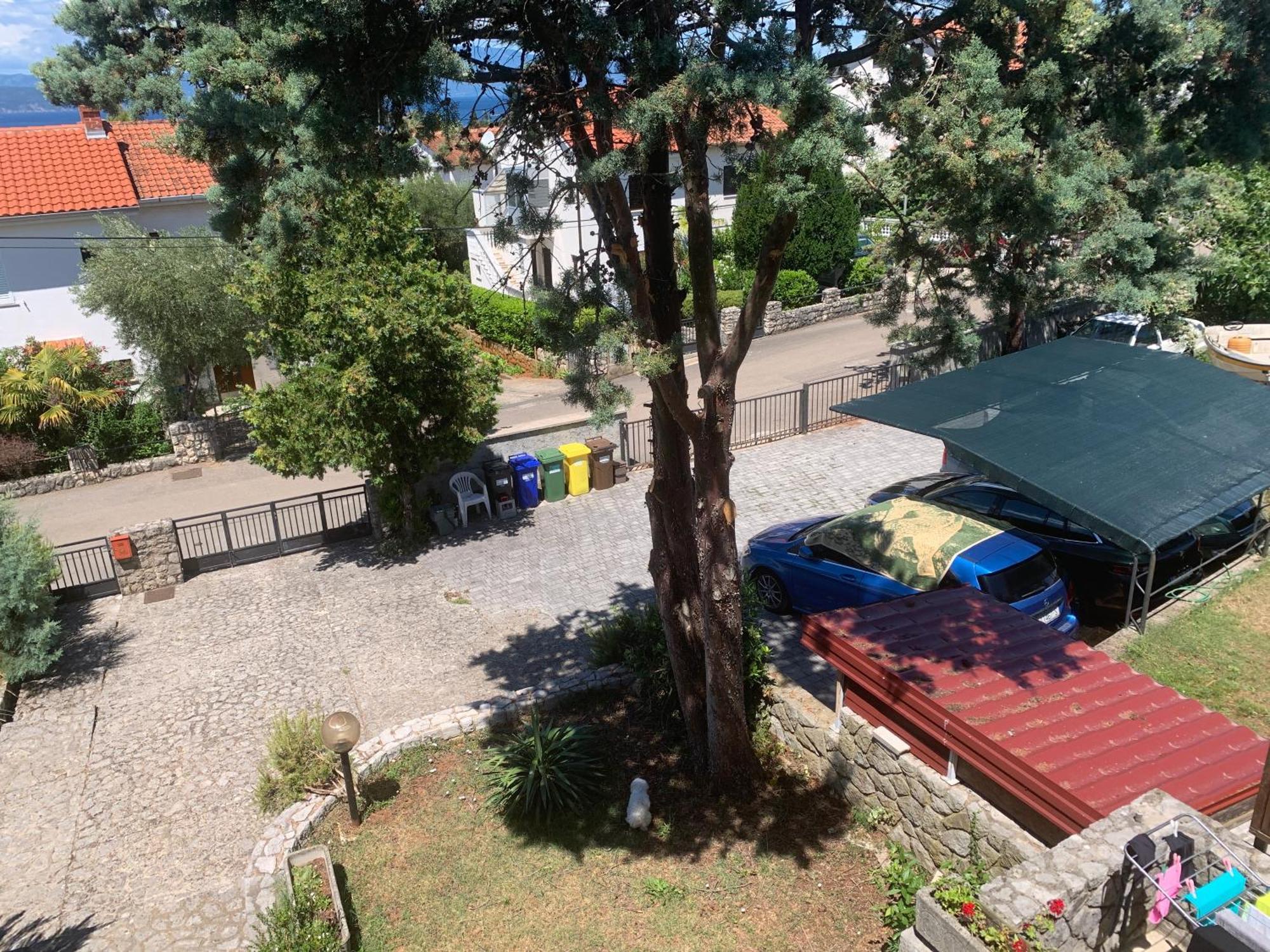 Apartments Toni-Malinska Luaran gambar